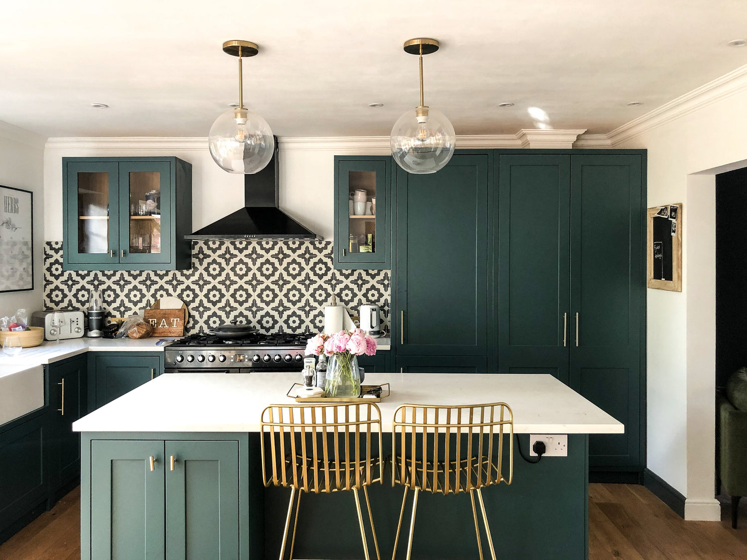 Medium Kitchen
