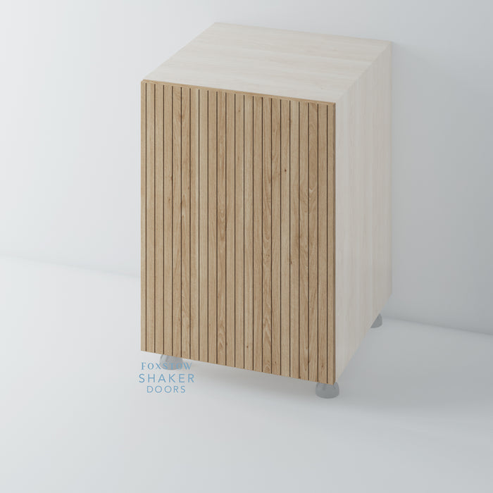 OAK, Flat Grooved Kitchen Door - Foxstow